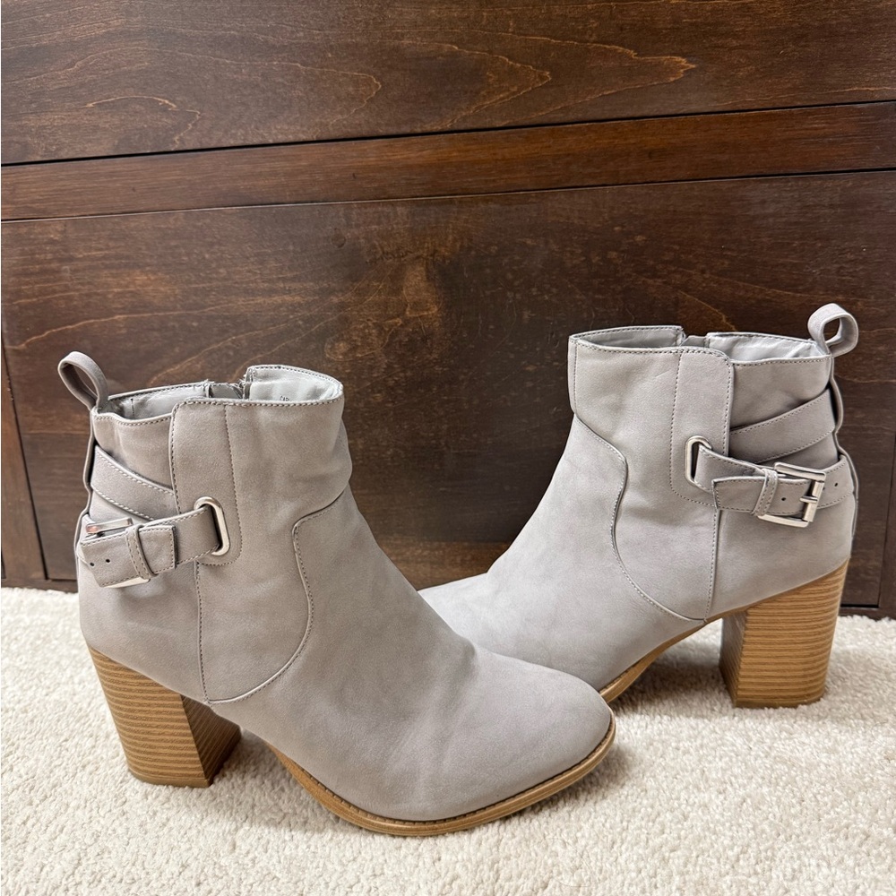 Gray Ankle Boots with Buckle Detail